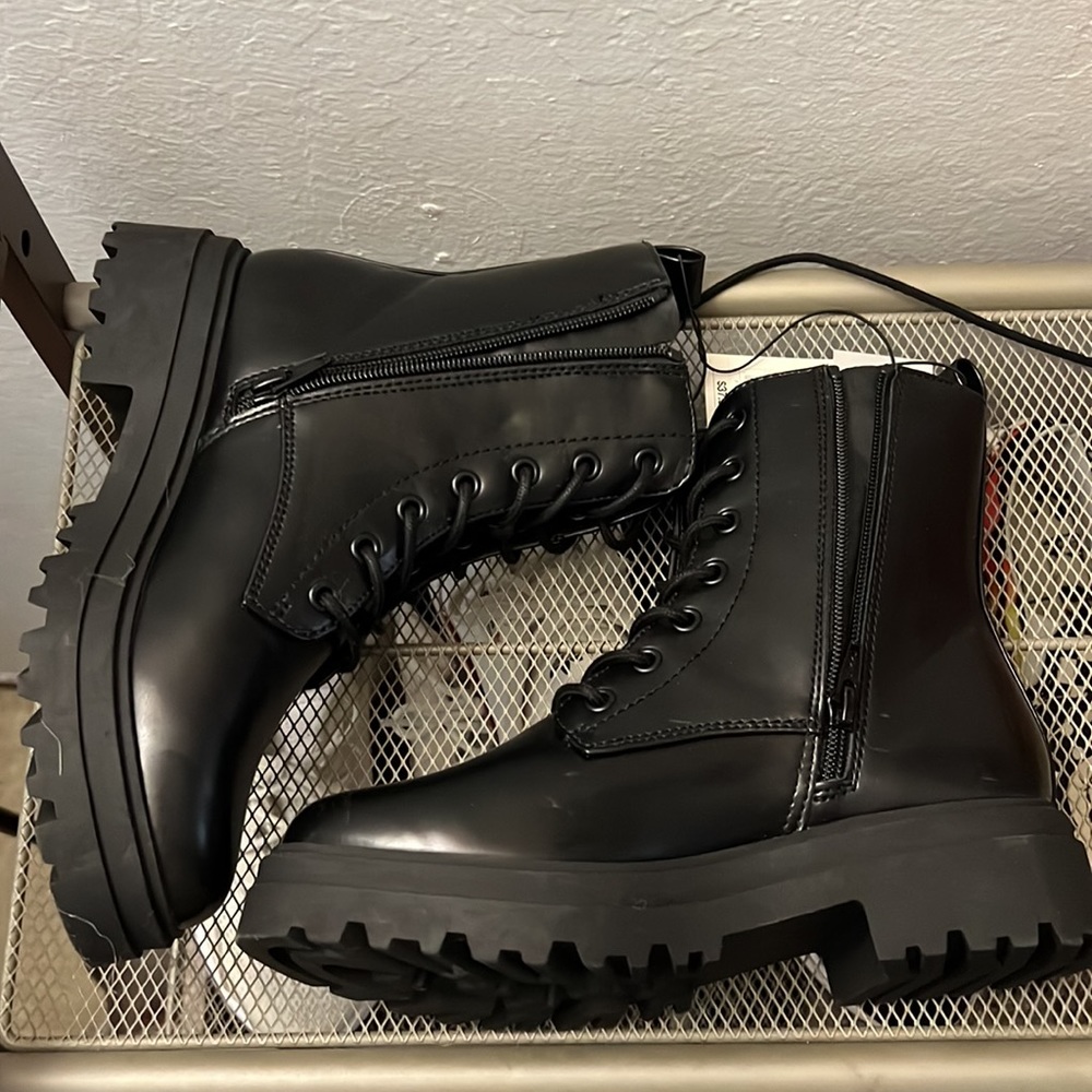 New day boots - Picture 6 of 6